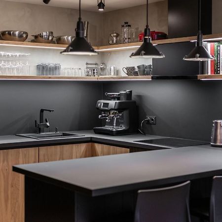 3 Storey Apartment With A Character And A Terrace Riga Exteriör bild