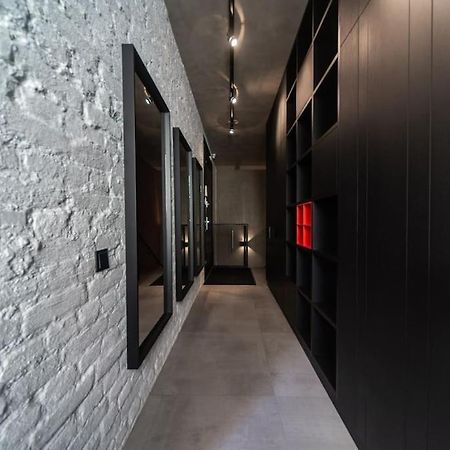 3 Storey Apartment With A Character And A Terrace Riga Exteriör bild