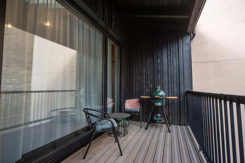 3 Storey Apartment With A Character And A Terrace Riga Exteriör bild
